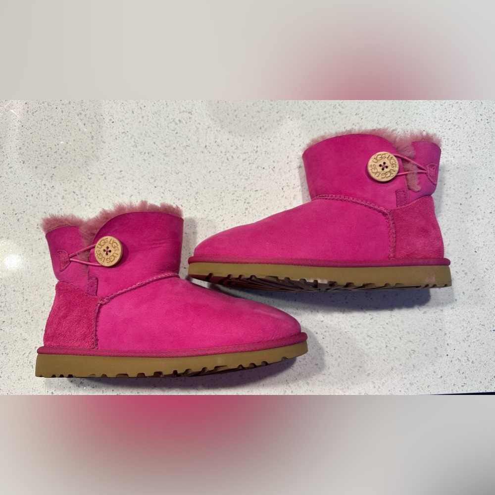 UGG Mini Button Boots Pink